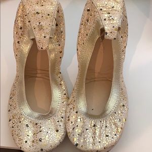 Yosi Samra foldable flats